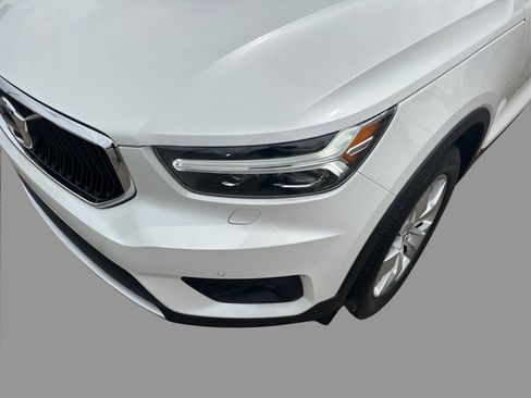 Used 2022 Volvo XC40 T5 Momentum AWD/4WD image 28