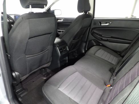 Used 2024 Ford Edge SE w/ Black Appearance Package AWD/4WD image 11
