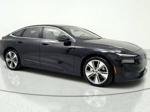 Used 2025 Audi A6 e-tron Premium Plus w/ Premium Plus RWD image 1