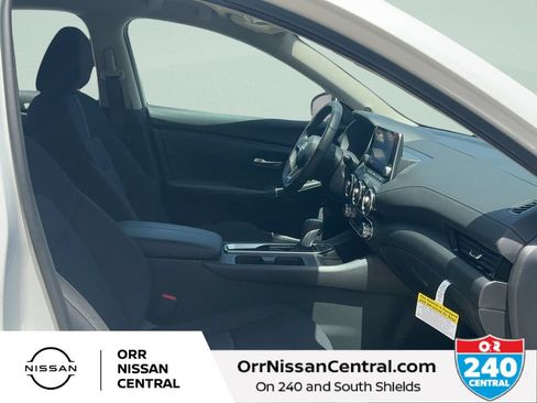 Used 2025 Nissan Sentra SV w/ All-Weather Package FWD image 11