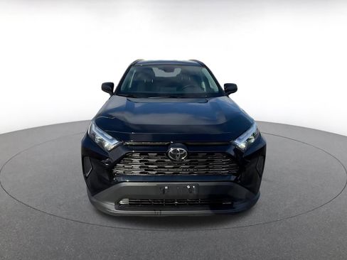 Used 2025 Toyota RAV4 LE image 4