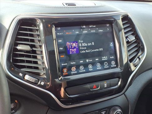 Used 2022 Jeep Cherokee Limited image 13