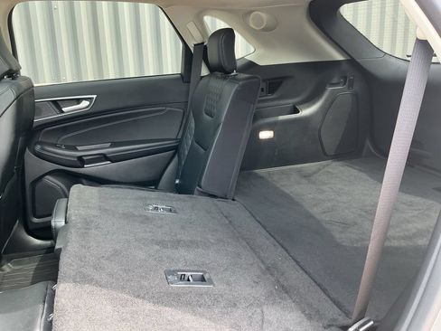 Used 2024 Ford Edge Titanium AWD/4WD image 21