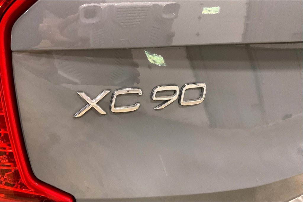 Certified 2023 Volvo XC90 B6 Ultimate w/ Protection Package Premier AWD/4WD image 25