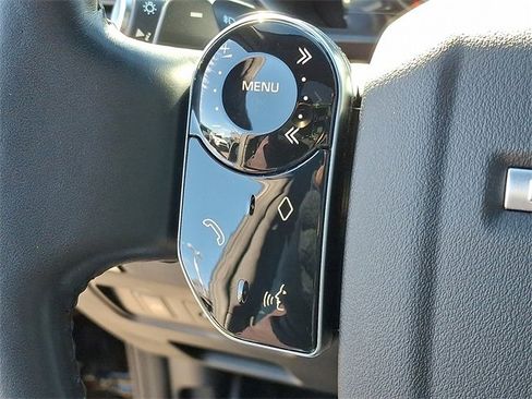 Used 2020 Land Rover Discovery HSE image 18