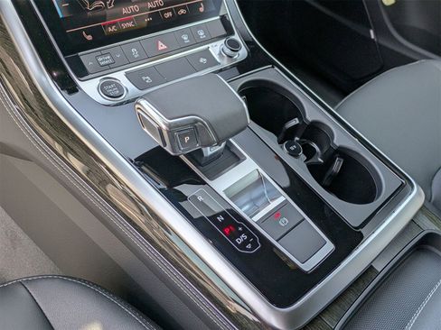 New 2025 Audi Q7 3.0T Premium Plus image 7