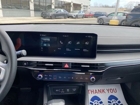 New 2025 Kia K5 LXS image 7