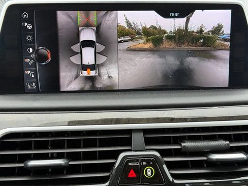 Used 2016 BMW 740i RWD image 11