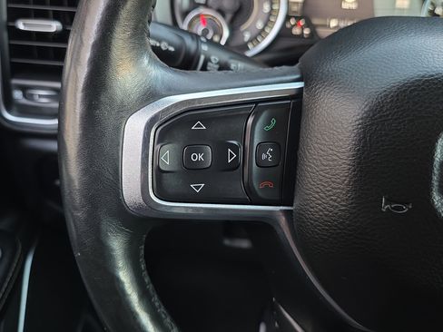 Used 2019 RAM 1500 Laramie image 18