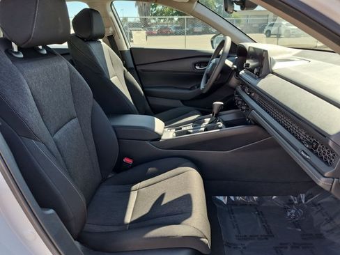 Used 2025 Honda Accord LX image 20