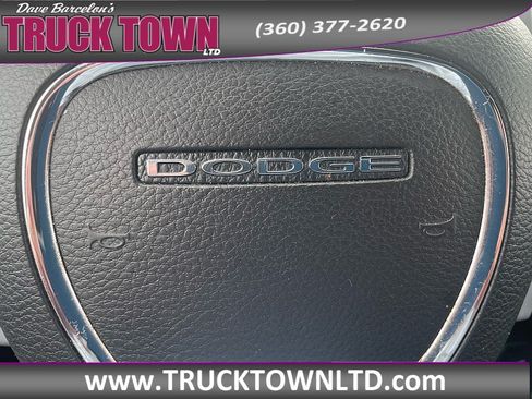 Used 2015 Dodge Durango R/T w/ Technology Group AWD/4WD image 22