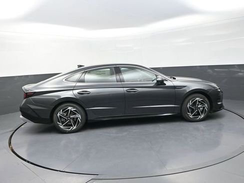 New 2026 Hyundai Sonata SEL FWD image 9