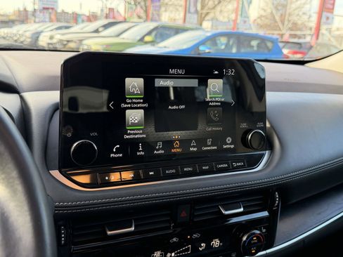 Used 2022 Nissan Rogue Platinum w/ Head-Up Display Package image 30