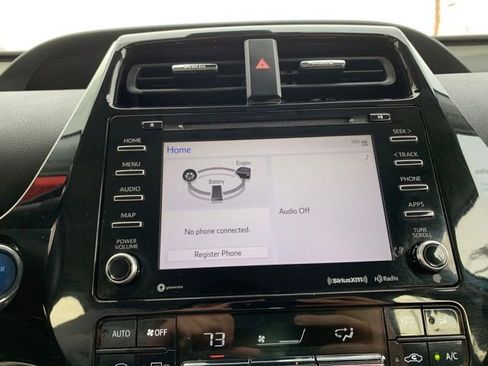 Used 2021 Toyota Prius Prime LE image 19