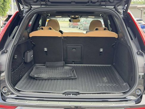 Used 2023 Volvo XC60 B6 Ultimate w/ Protection Package Premier AWD/4WD image 14