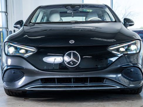 Used 2023 Mercedes-Benz EQE 350+ 4MATIC Sedan image 3