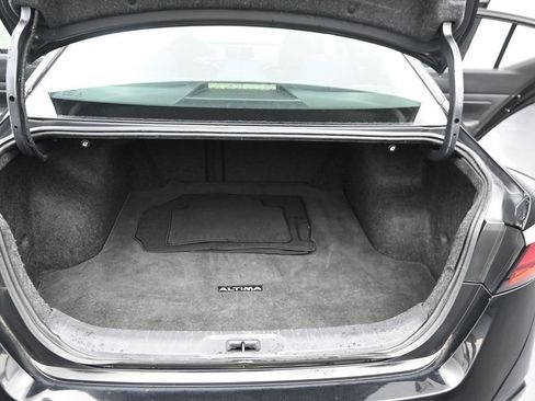 Used 2019 Nissan Altima 2.5 S FWD image 10