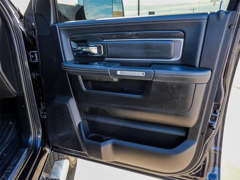 Used 2017 RAM 2500 Limited image 25