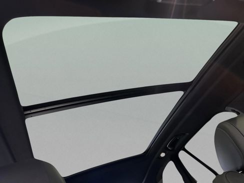 Used 2026 BMW X5 xDrive40i w/ M Sport Package image 30