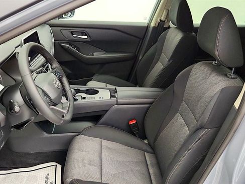 Used 2026 Nissan Rogue SV FWD image 10