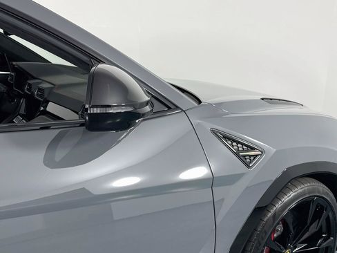 Used 2024 Lamborghini Urus S AWD/4WD image 52