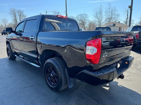 Used 2018 Toyota Tundra Limited w/ Limited Premium Package image 5