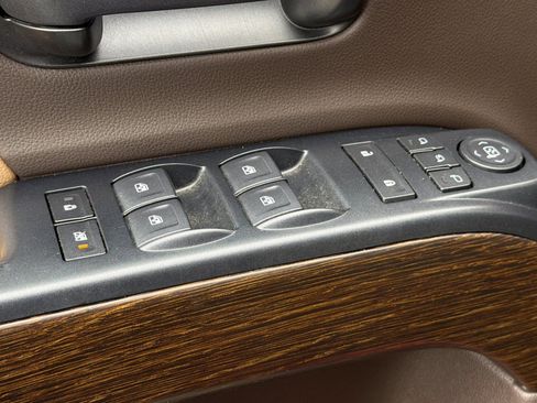 Used 2019 GMC Sierra 3500 Denali w/ Duramax Plus Package image 11