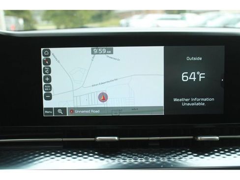 Used 2022 Kia Carnival SX Prestige image 26