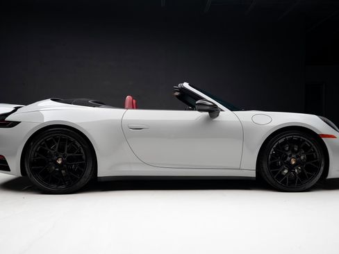 Used 2021 Porsche 911 Carrera S RWD image 38