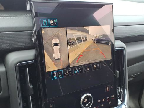 New 2026 GMC Yukon AT4 Ultimate AWD/4WD image 19