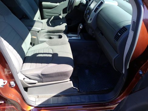 Used 2018 Nissan Frontier PRO-4X image 29