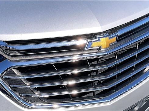 Used 2019 Chevrolet Equinox Premier image 29