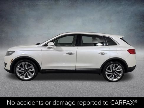 Used 2017 Lincoln MKX Black Label AWD/4WD image 3