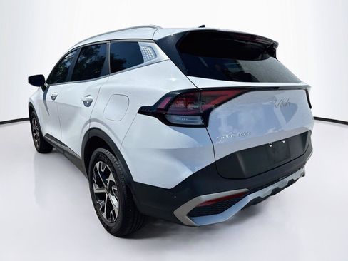 Used 2023 Kia Sportage EX AWD/4WD image 3