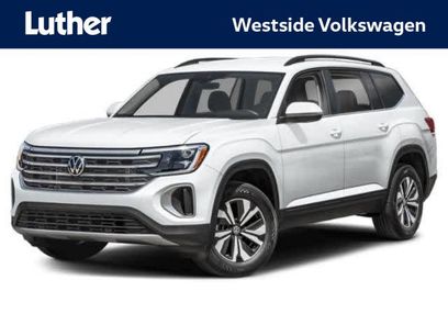 Certified 2025 Volkswagen Atlas SE