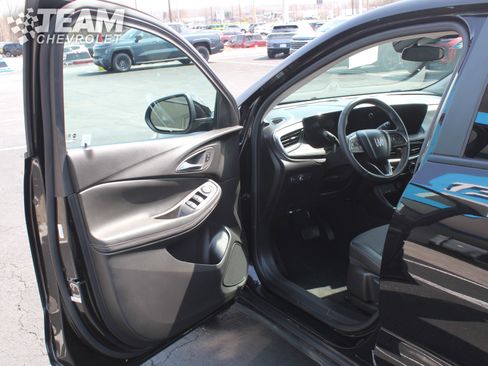 Used 2024 Buick Encore GX Preferred image 10