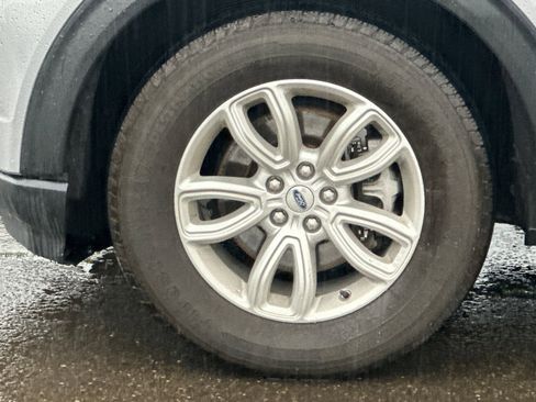 Used 2021 Ford Explorer 4WD image 24