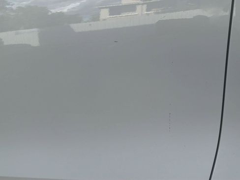 Certified 2025 Volkswagen Tiguan SE w/ Panoramic Sunroof Package image 14