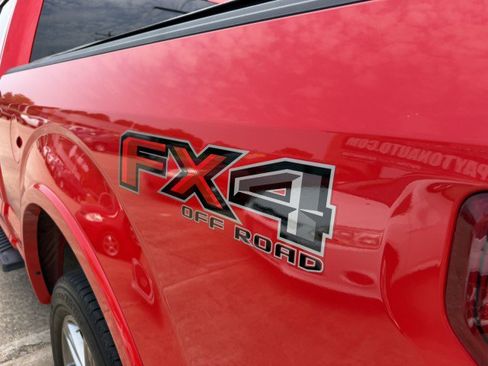 Used 2018 Ford F150 XLT w/ Equipment Group 302A Luxury AWD/4WD image 6