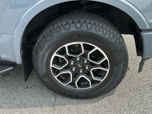 Used 2020 Ford F150 XLT w/ Equipment Group 302A Luxury AWD/4WD image 9