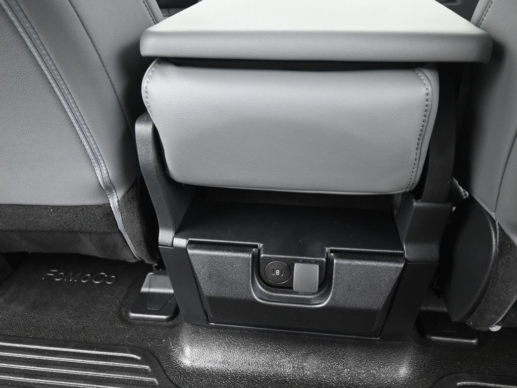 New 2025 Ford F350 XL AWD/4WD image 21