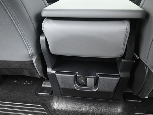 New 2025 Ford F350 XL AWD/4WD image 21