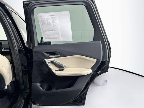 Used 2025 BMW X1 xDrive28i image 32