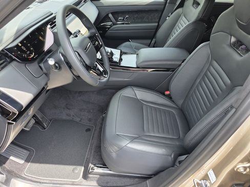 New 2026 Land Rover Range Rover Sport SV AWD/4WD image 10
