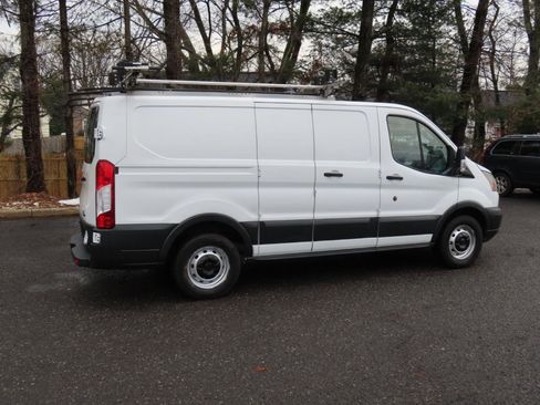Used 2017 Ford Transit 150 130 Low Roof image 19
