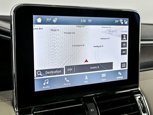 Used 2019 Lincoln Navigator Reserve image 26