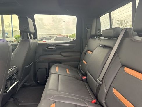 Used 2024 GMC Sierra 1500 AT4 w/ Technology Package image 26