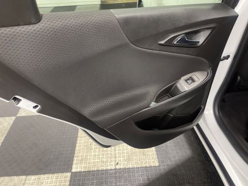 Used 2018 Chevrolet Malibu LT FWD image 18