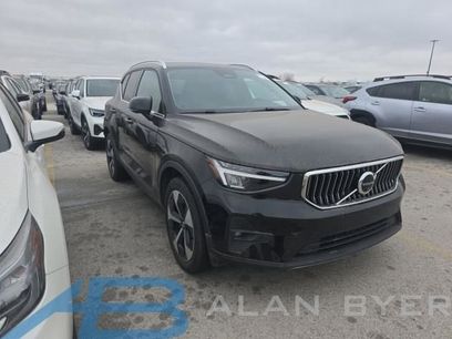 Used 2025 Volvo XC40 B5 Plus