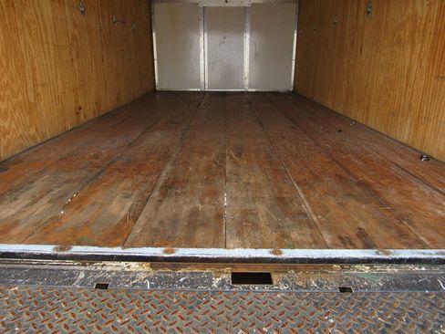 Used 2023 Ford E-450 and Econoline 450 Super Duty w/ Power Windows & Locks Group RWD image 23